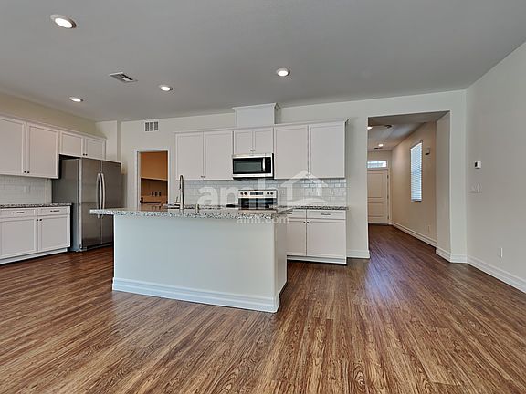 5th image of 6115 Sierra Blue Ct