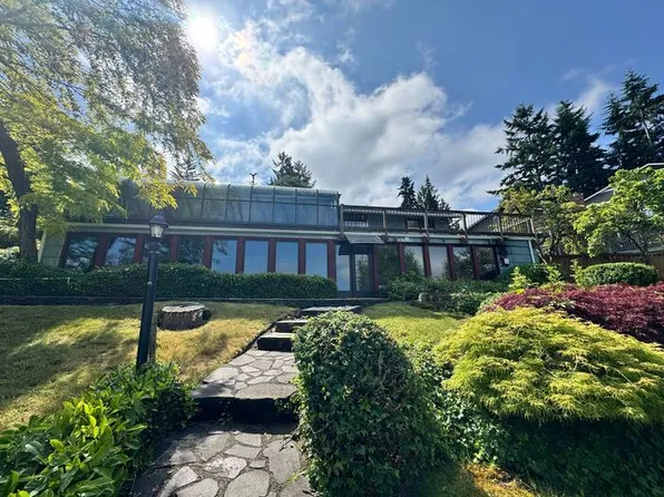 12224 Nyanza Rd SW, Lakewood, WA 98499