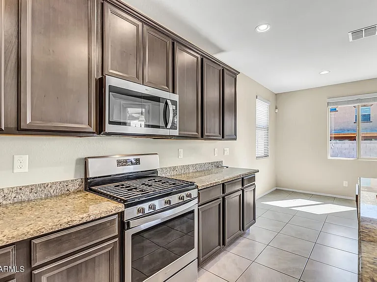5429 W Lydia Ln — Photo 9