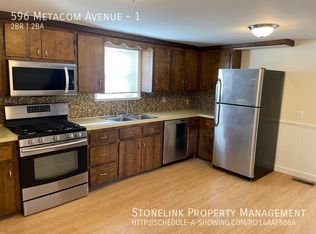 596 Metacom Ave #1, Warren, RI 02885