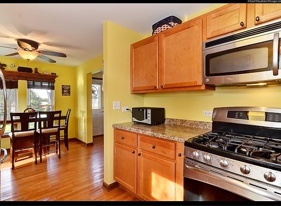 5th image of 1545 S Water St