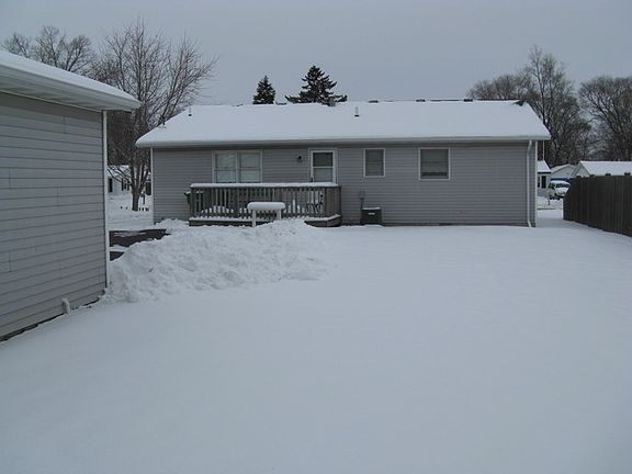 4th image of 2317 Greengold St