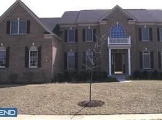 16 Goldfinch Cir, Phoenixville, PA 19460