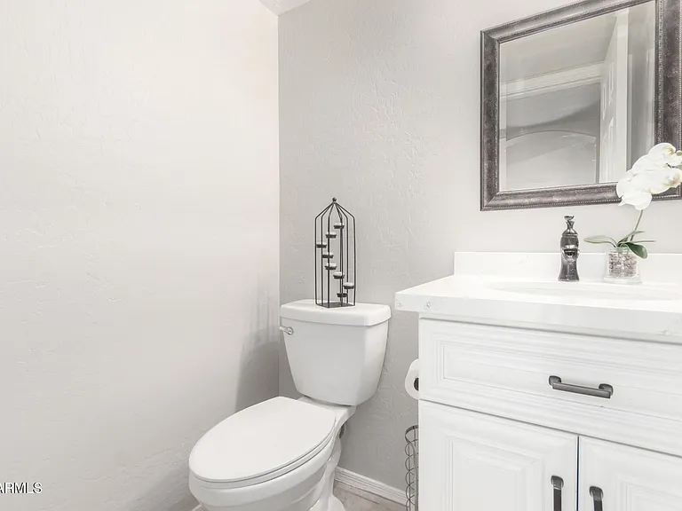 3611 E Windmere Dr — Photo 26
