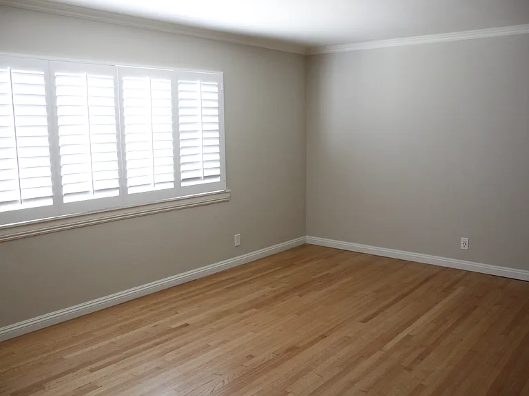 Radford Apartments — Photo 7