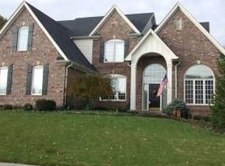 10428 Tremont Dr, Fishers, IN 46037