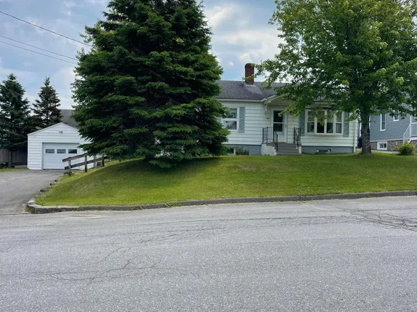184 Pleasant Avenue, Madawaska, ME 04756
