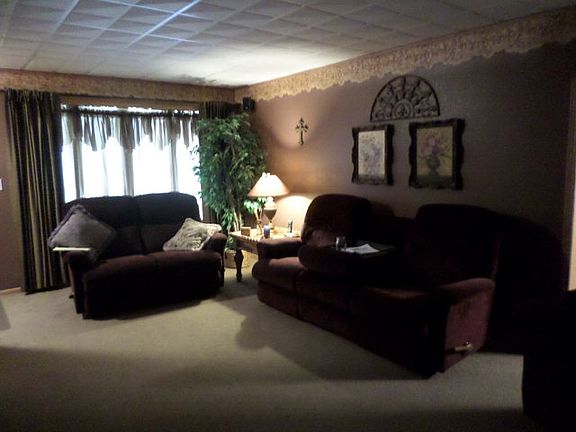 5th image of 2642 Shady Ln