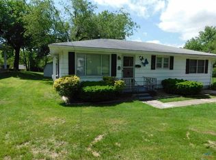 507 S McLane St, Clinton, MO 64735