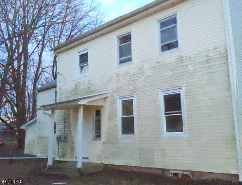 2nd image of 435 Lincoln Ave