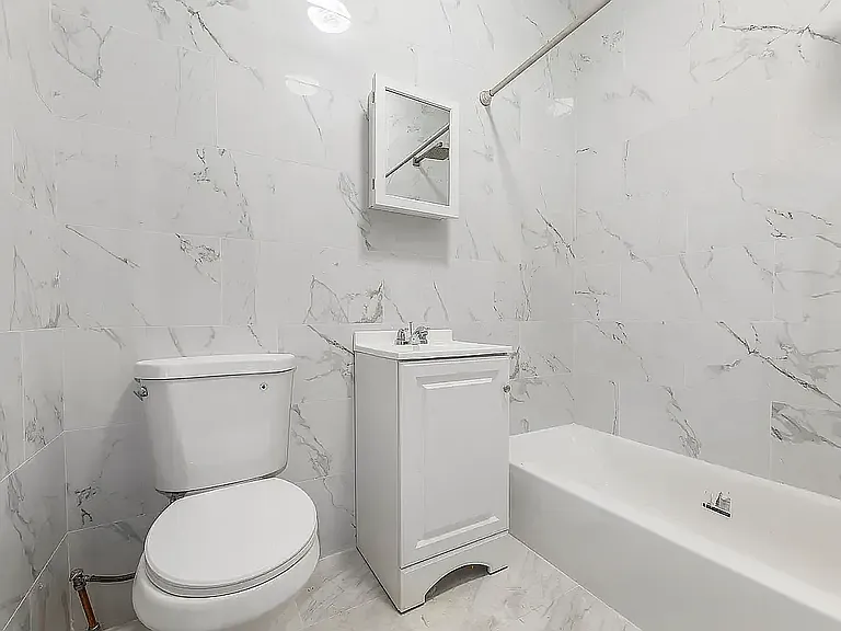 102 Ralph Ave #5 — Photo 4
