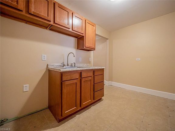 2nd image of 426 E 143rd St APT 15