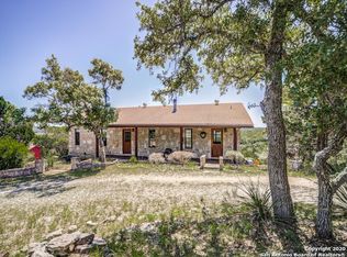 105 E High Bluff Cir, Boerne, TX 78006