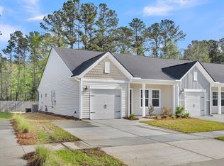 908 Dusk Dr, Summerville, SC 29486