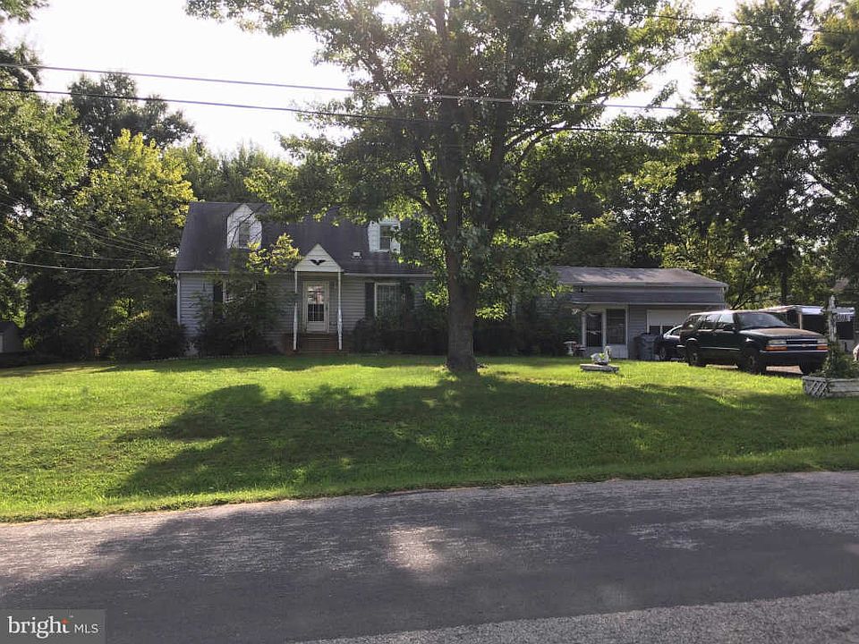 1st image of 9208 Wildwood St