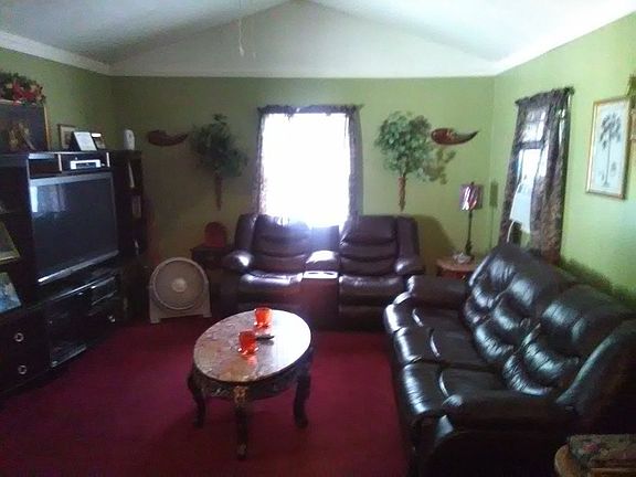 5th image of 41 Skyline Dr