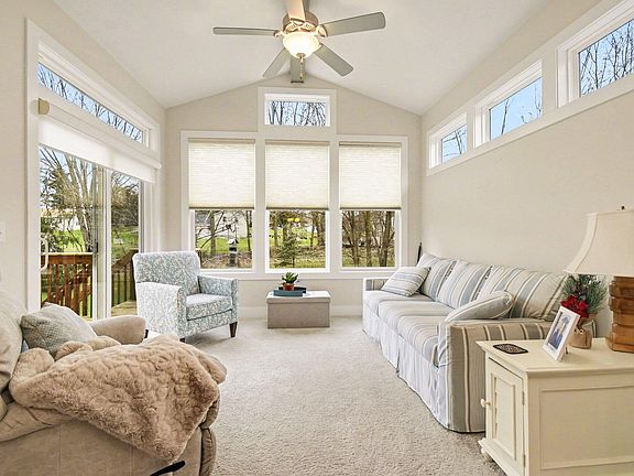 5th image of 7083 Mindew Dr SW