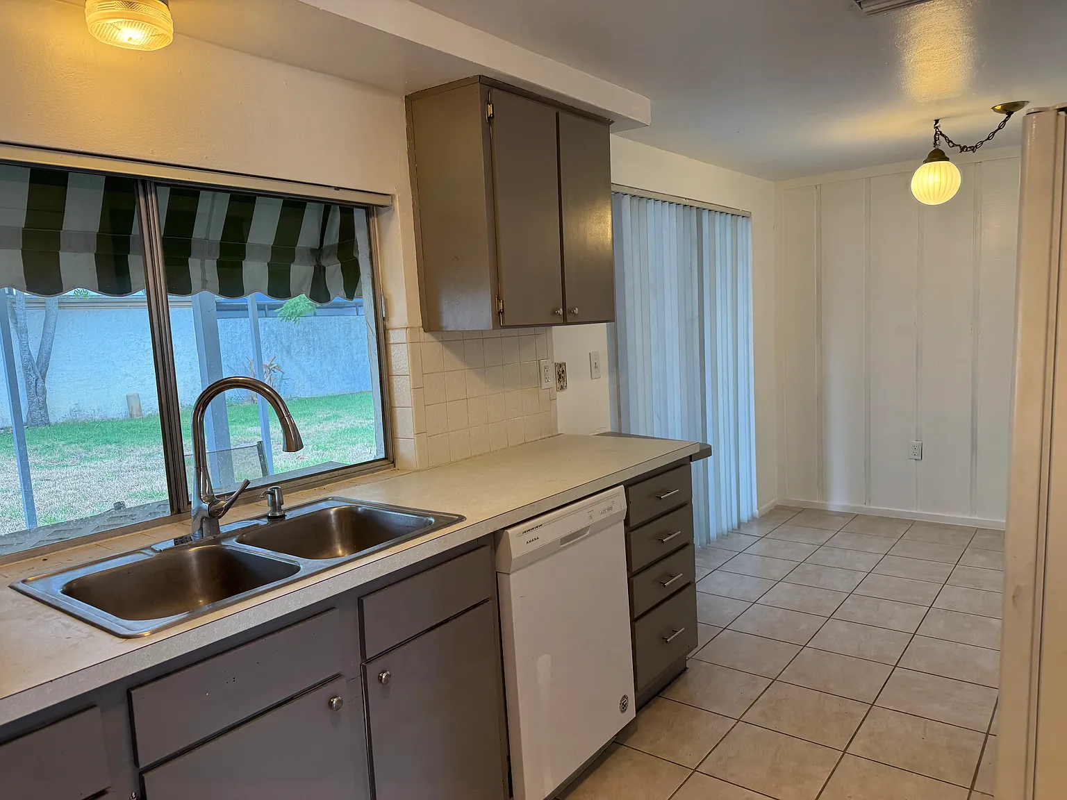 2 bed, 1326 sqft, $1,650 — Photo 3