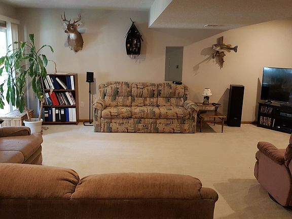2nd image of 536 NW Panther Dr