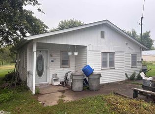 106 N Maple, Cincinnati, IA 52549