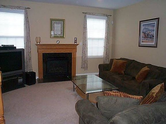4th image of 215 Swathmore Dr