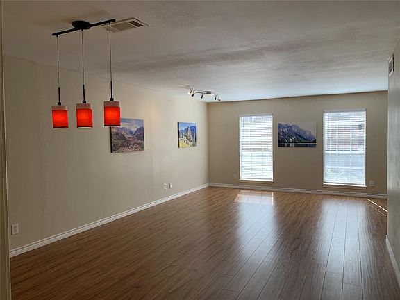 4th image of 13140 Trail Hollow Dr