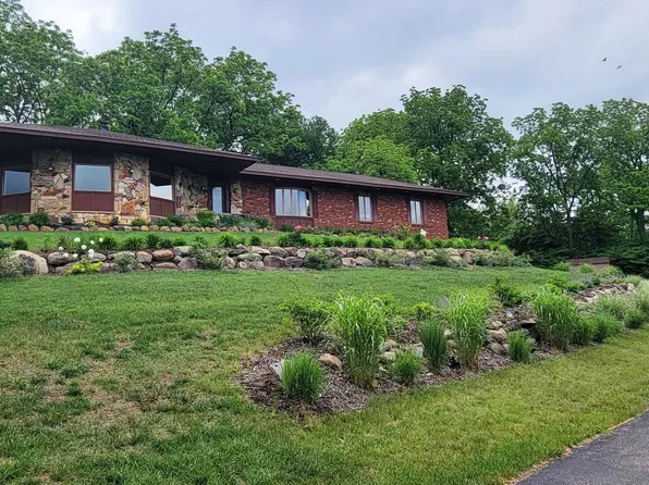 6785 Townview Dr, Clarkston, MI 48346