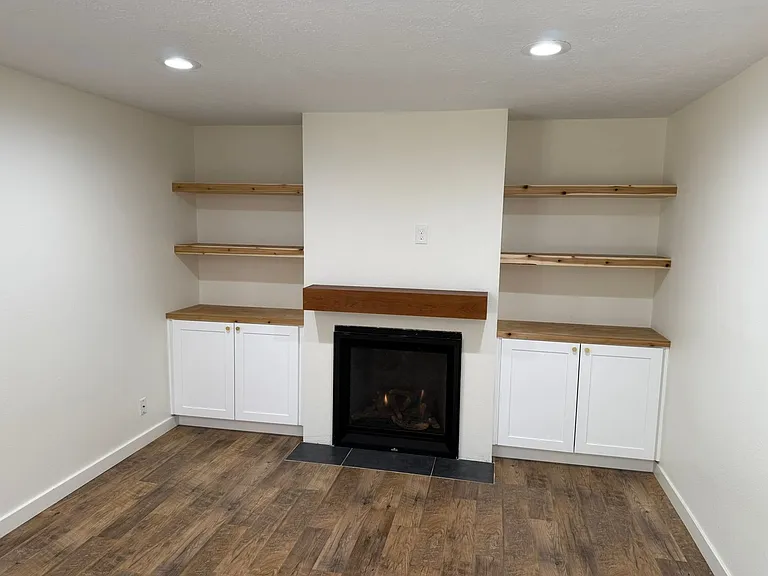 2637 Eastlake Dr SE — Photo 7