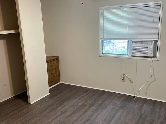 3rd image of 6312 Ashwood Cir