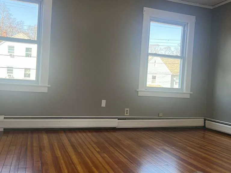 10 Bank St #10 — Photo 30