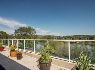 1548 River Rd UNIT 402, Longview, WA 98632