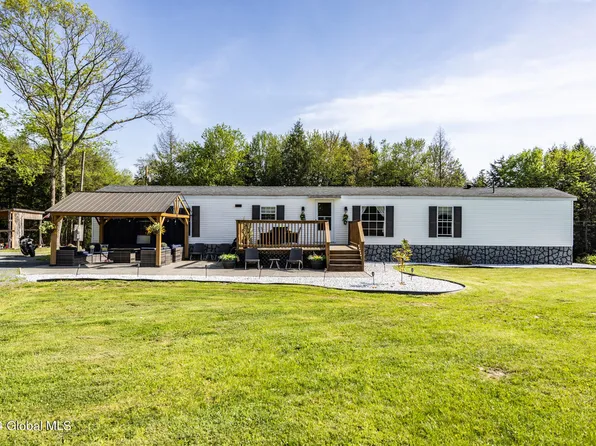 364 Madonna Lake Road, Cropseyville, NY 12052