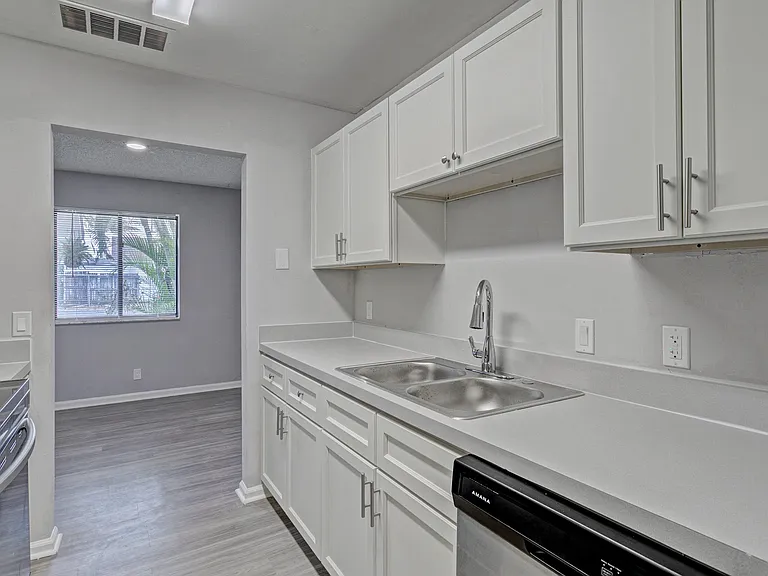 9186 Roan Ln — Photo 3