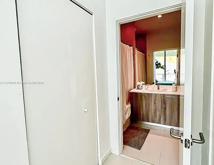 540 Brickell Key Dr #312 — Photo 9