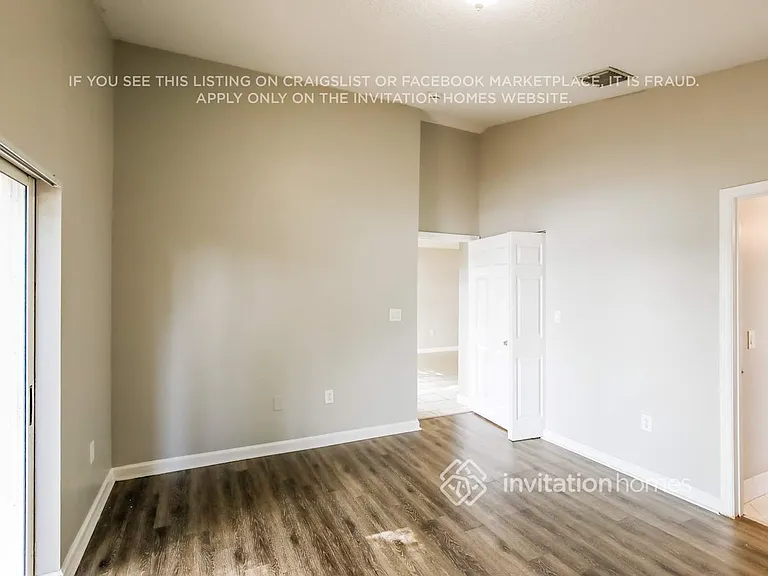 13606 SW 119th Ave — Photo 14