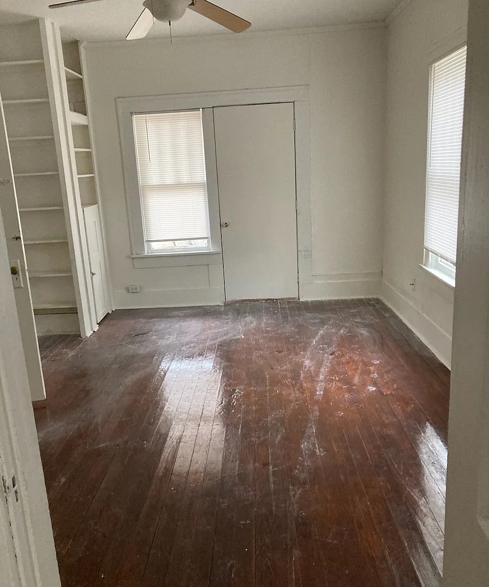 1010 W. Cedar Ave. - 1 — Photo 4