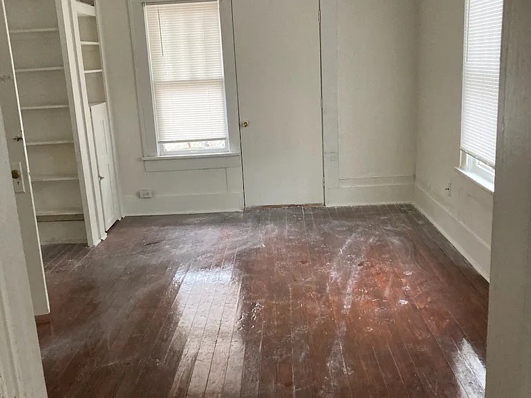 1010 W Cedar Ave #1 — Photo 4