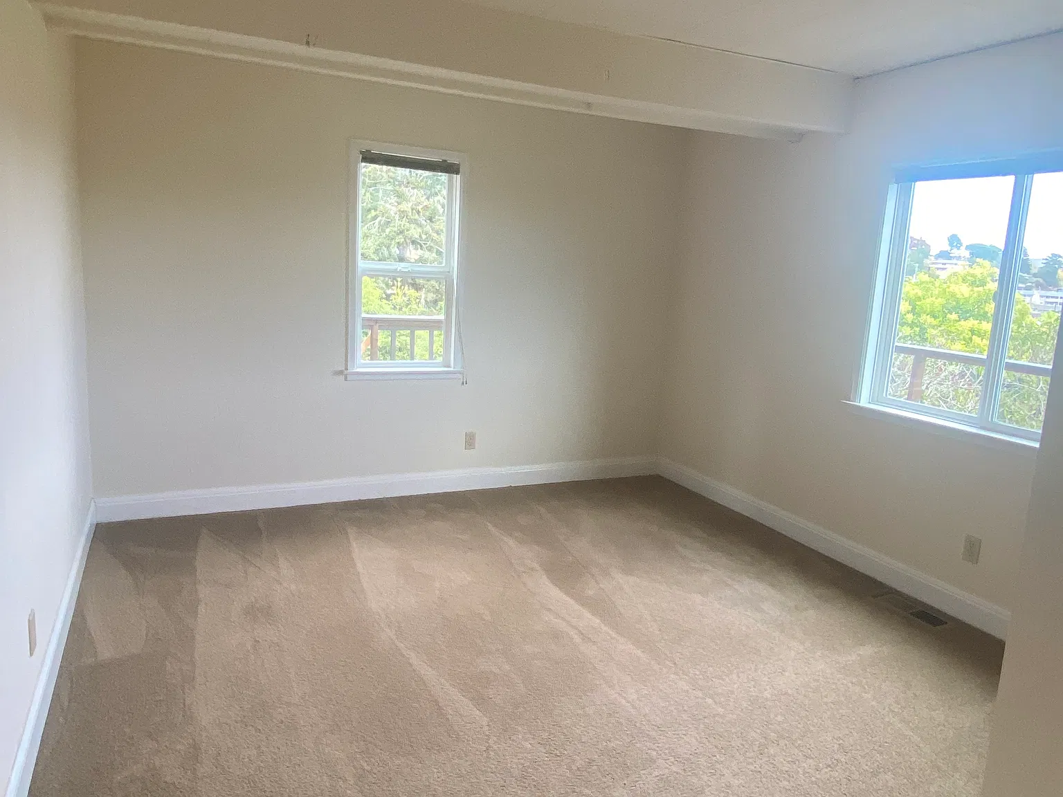 1 bed, 700 sqft, $2,300 — Photo 3