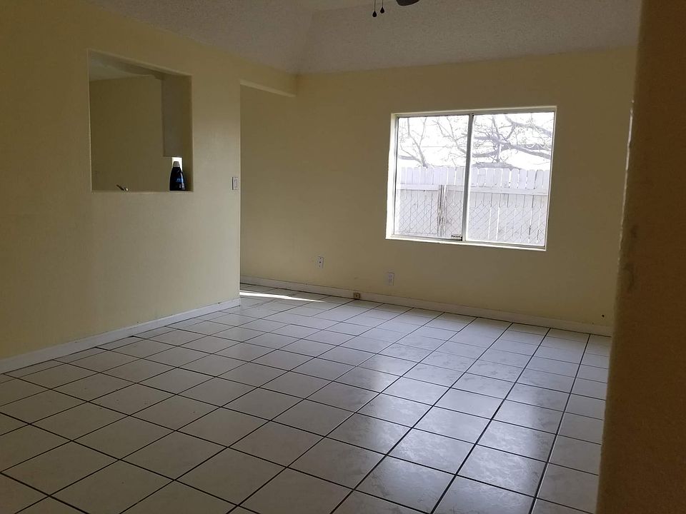1st image of 937 Fairlane Dr Suite B