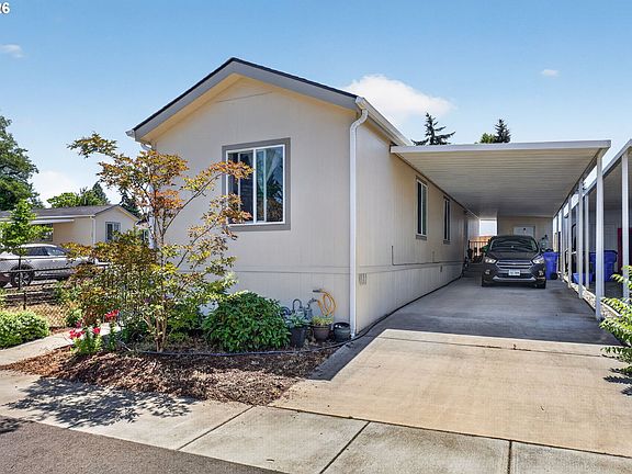 3rd image of 13531 Clairmont Way