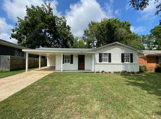 586 Leacrest Ave, Memphis, TN 38109