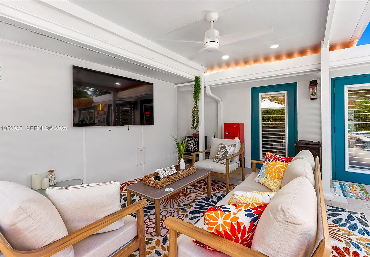 4 bed, 2013 sqft, $9,800 — Photo 4