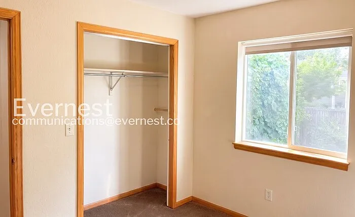 250 Opal Ct — Photo 12
