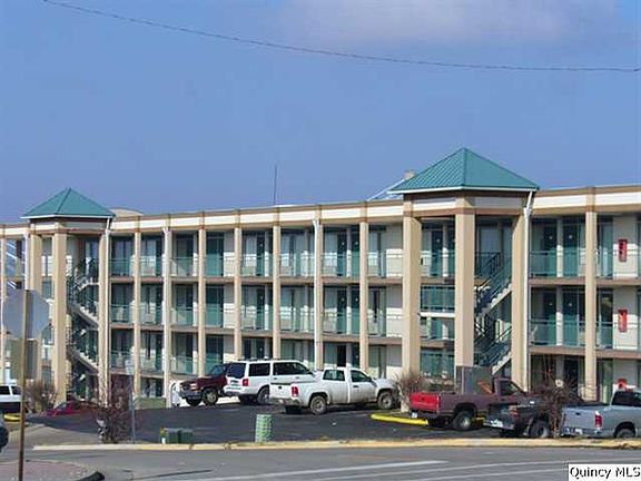 Home for Sale in Quincy, IL $1,600,000