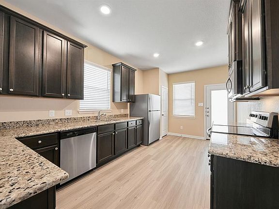 4th image of 21014 Sunshine Meadow Dr