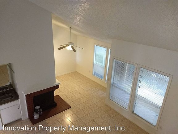 4th image of 680 Saint Johns Ct S Unit 680