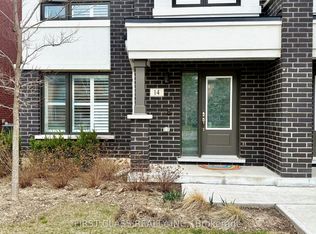 14 James Noble Ln, Richmond Hill, ON L4C 5S7