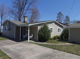 936 Iroquois Ave, Prudenville, MI 48651 | Zillow