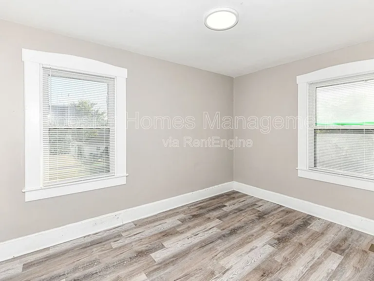 3848 N Capitol Ave — Photo 22
