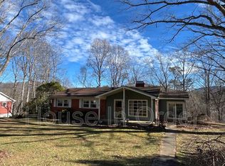 436 Rowland Rd, Swannanoa, NC 28778